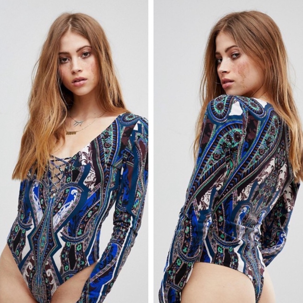 Free People Pick A Place Bodysuit Lace Up Front Long Sleeve Paisley Print Sz M